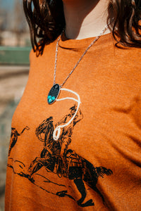 RIDIN N ROPIN TEE